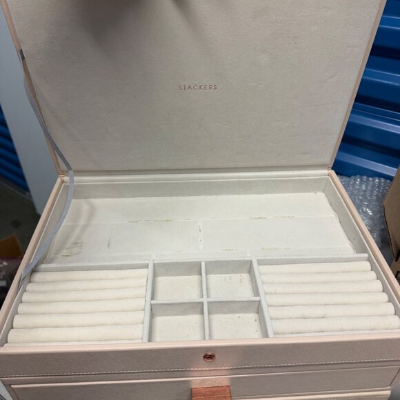 Stackers Jewelry Storage Box With Glass Lid & 6 Stackable Layers - Picture 8 of 13